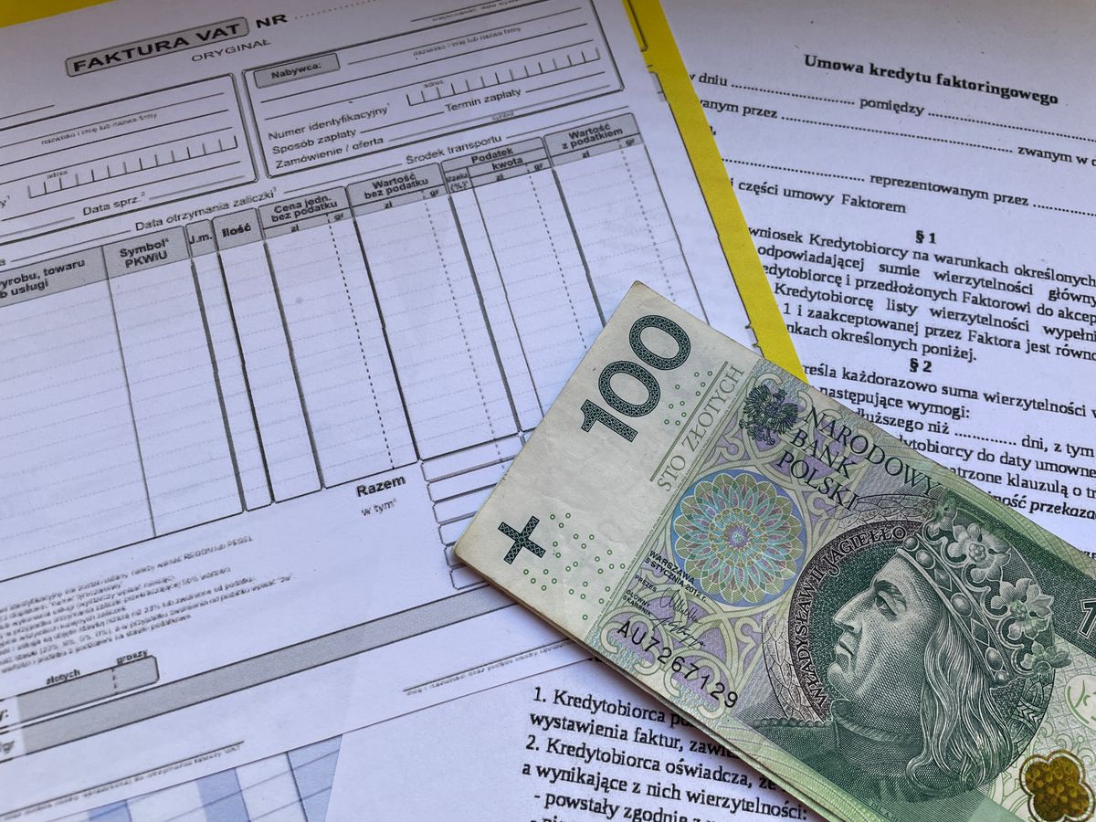 Payroll Factoring vs Invoice Facting